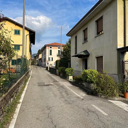 Casa vacanze Il Melograno Cugliate-Fabiasco